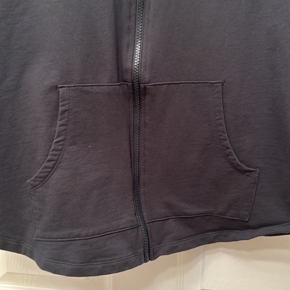 Victoria Sport hoodie - Picture 3 of 8
